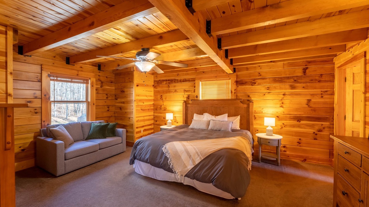 Photo of Bedroom in Mace
