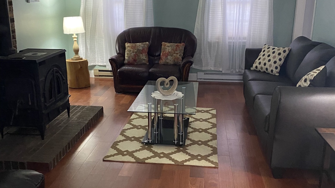 Photo of Livingroom in Tannersville