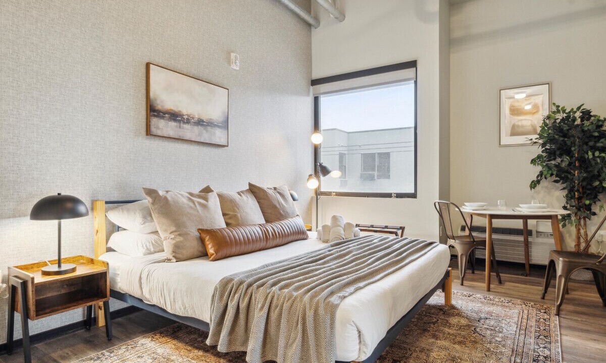 Photo of Bedroom in Fairmount