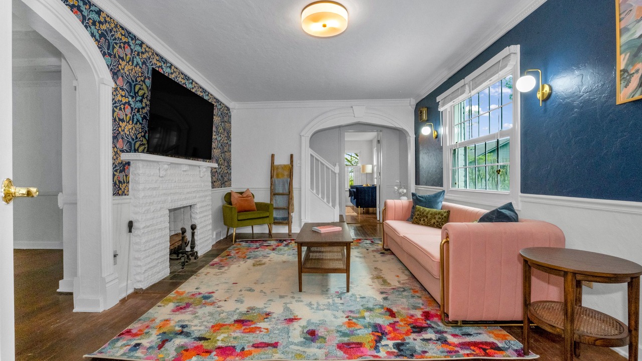 Photo of Livingroom in Mount Lebanon