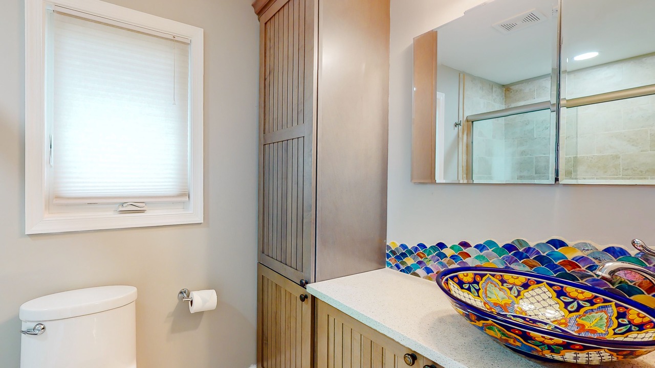 Photo of Bathroom in Herald Harbor