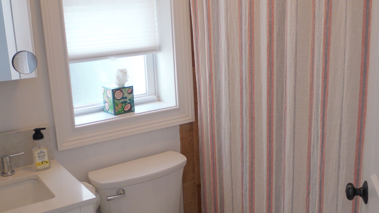 Photo of Bathroom in Fairmount