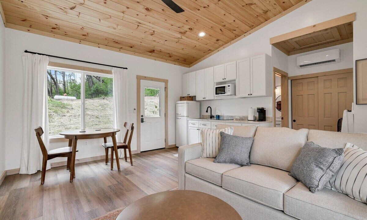 Photo of Livingroom in Rockbridge