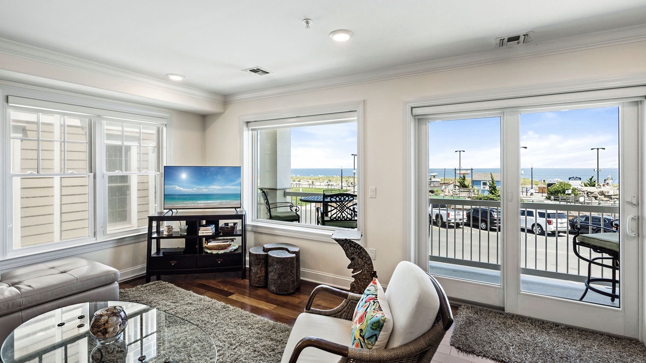 Photo of Livingroom in Bradley Beach