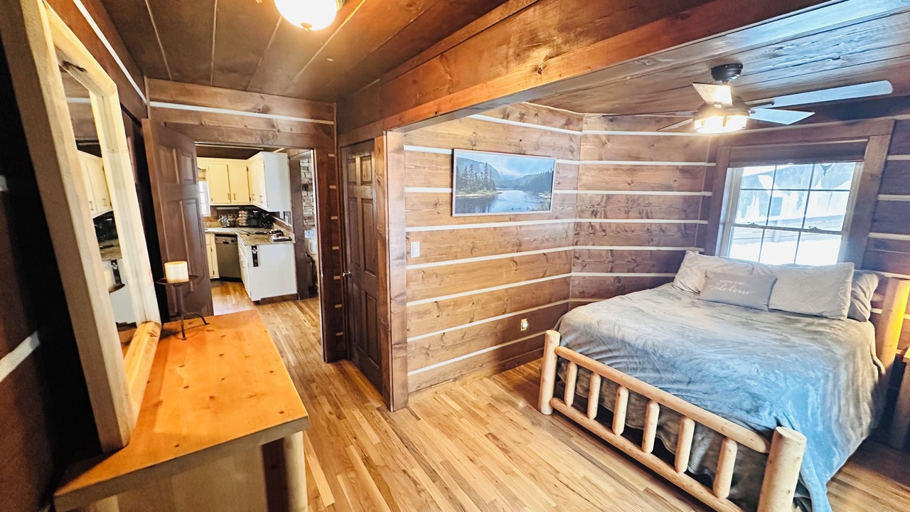 Photo of Bedroom in Pittsburg