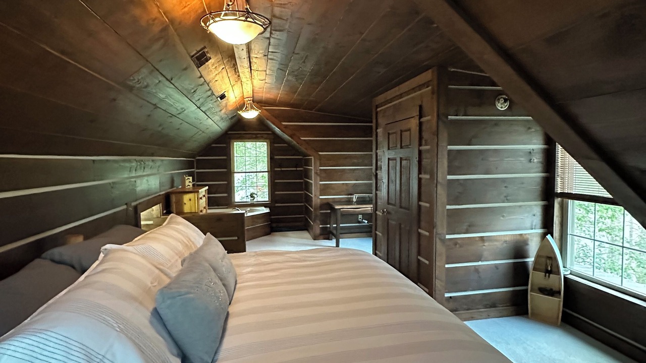 Photo of Bedroom in Pittsburg