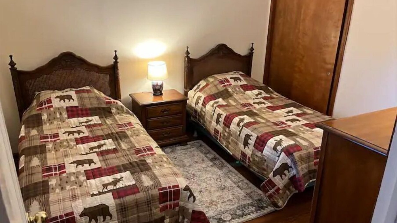 Photo of Bedroom in Sweet Valley
