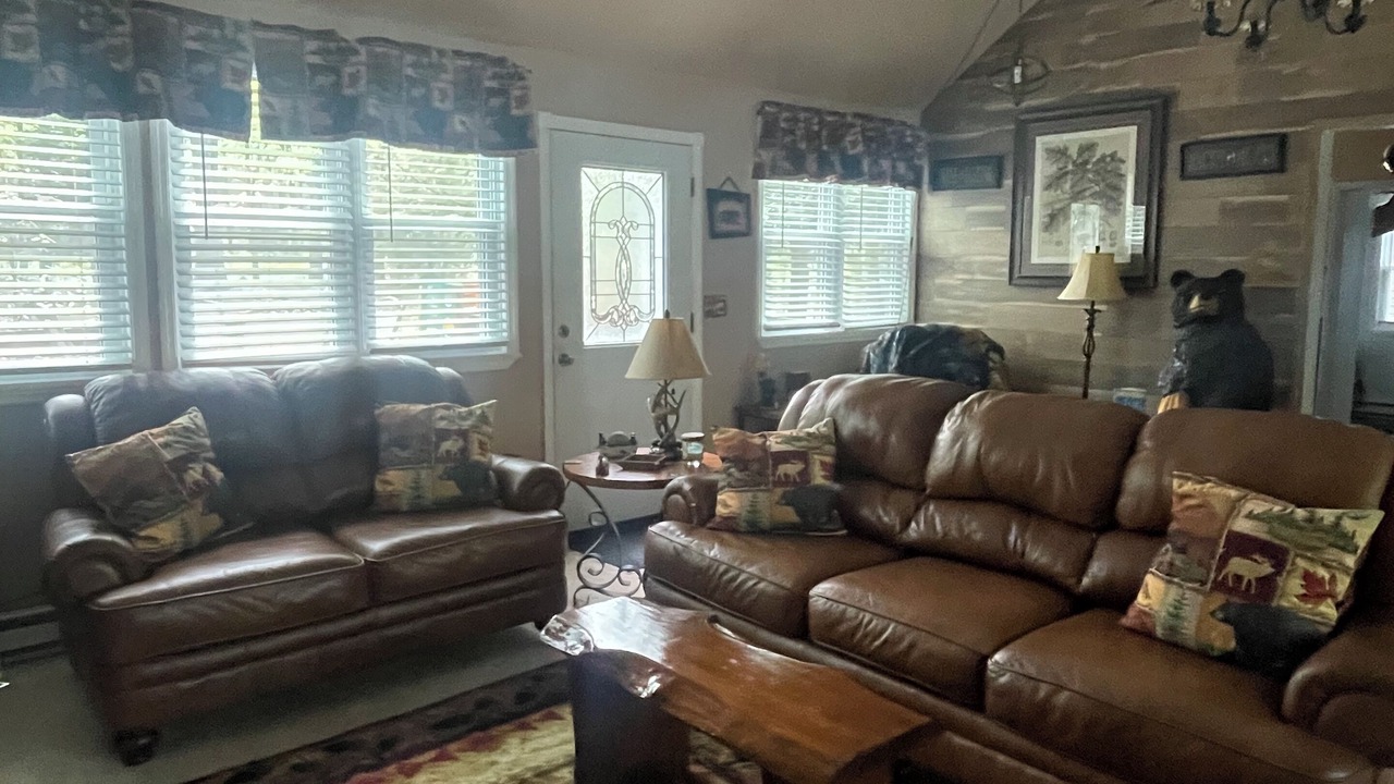 Photo of Livingroom in Dingmans Ferry