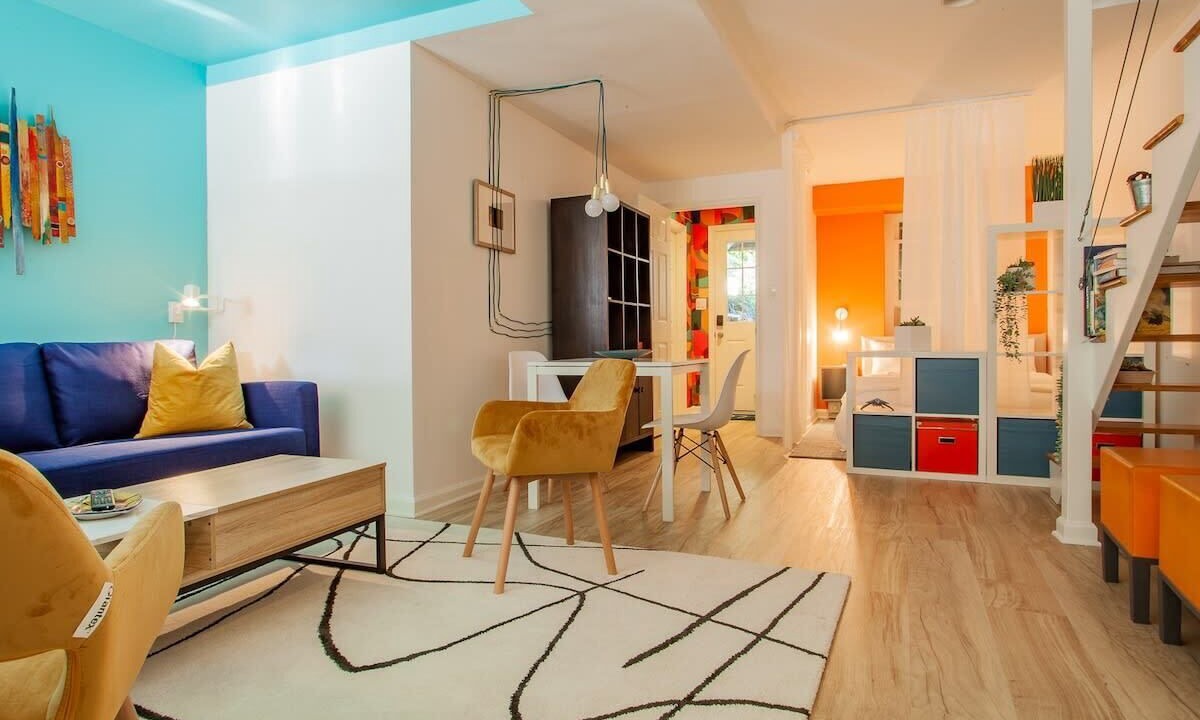 Photo of Livingroom in Adams Morgan