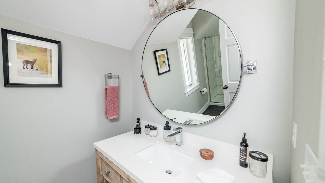 Photo of Bathroom in Roseland