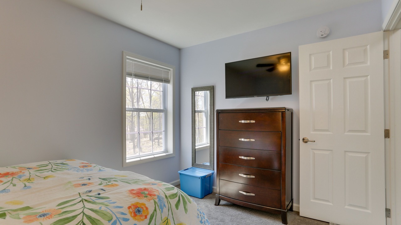Photo of Bedroom in Wallenpaupauk Lake Estates