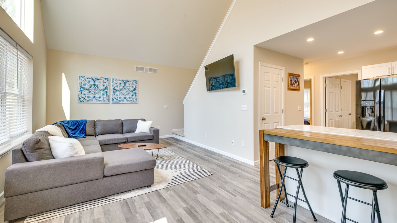Photo of Livingroom in Locust Lake Village