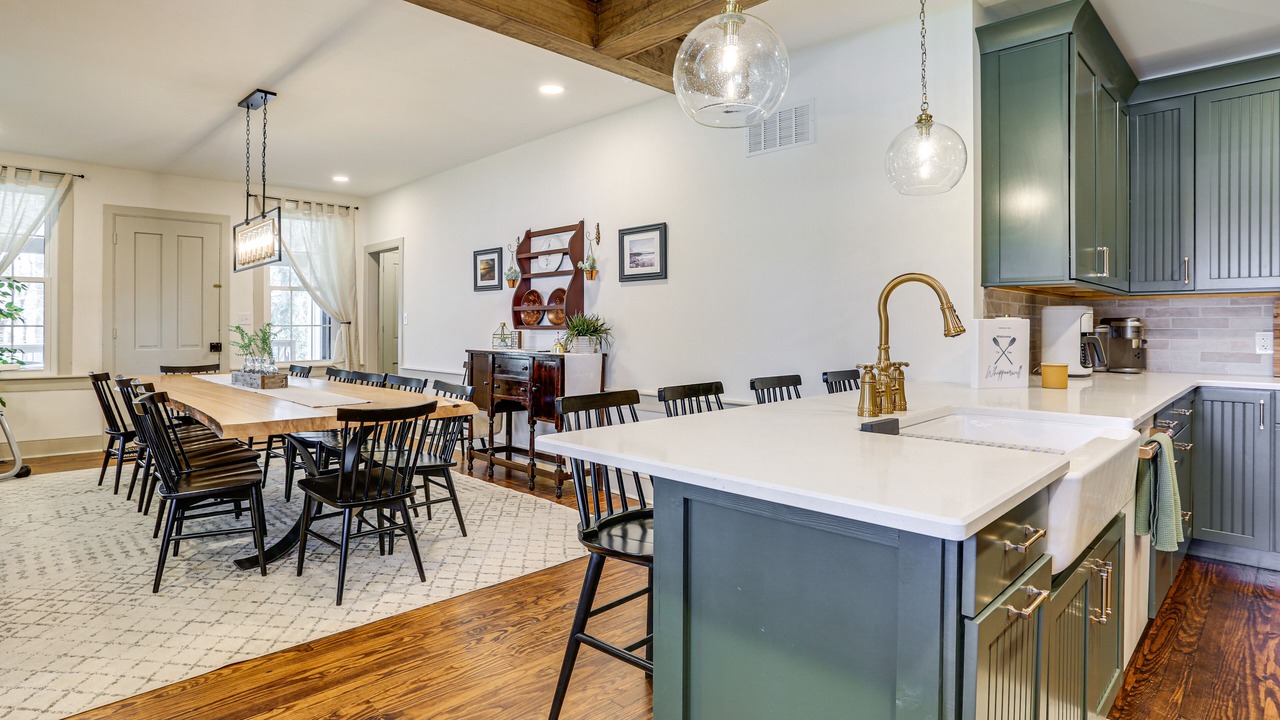 Photo of Kitchen in Greentown