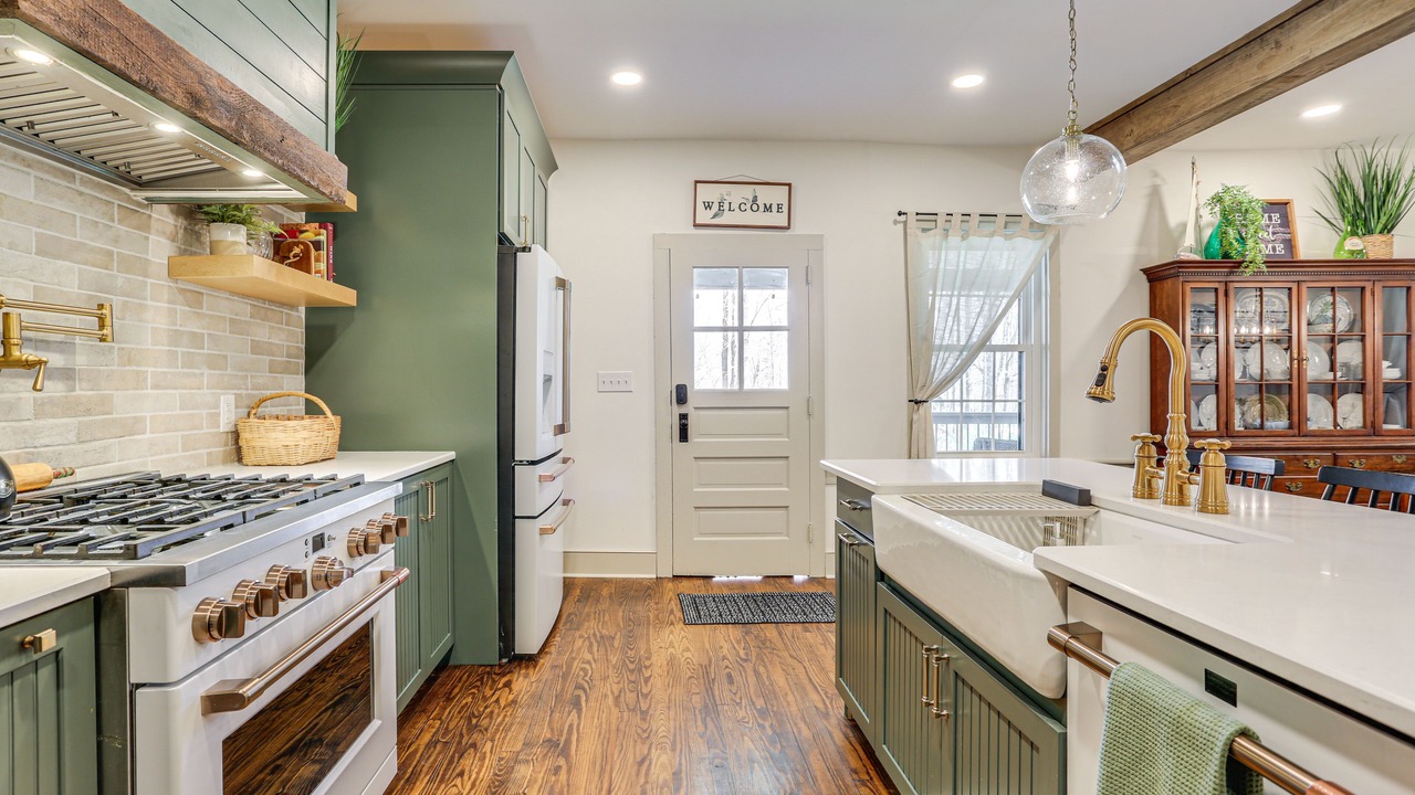 Photo of Kitchen in Greentown