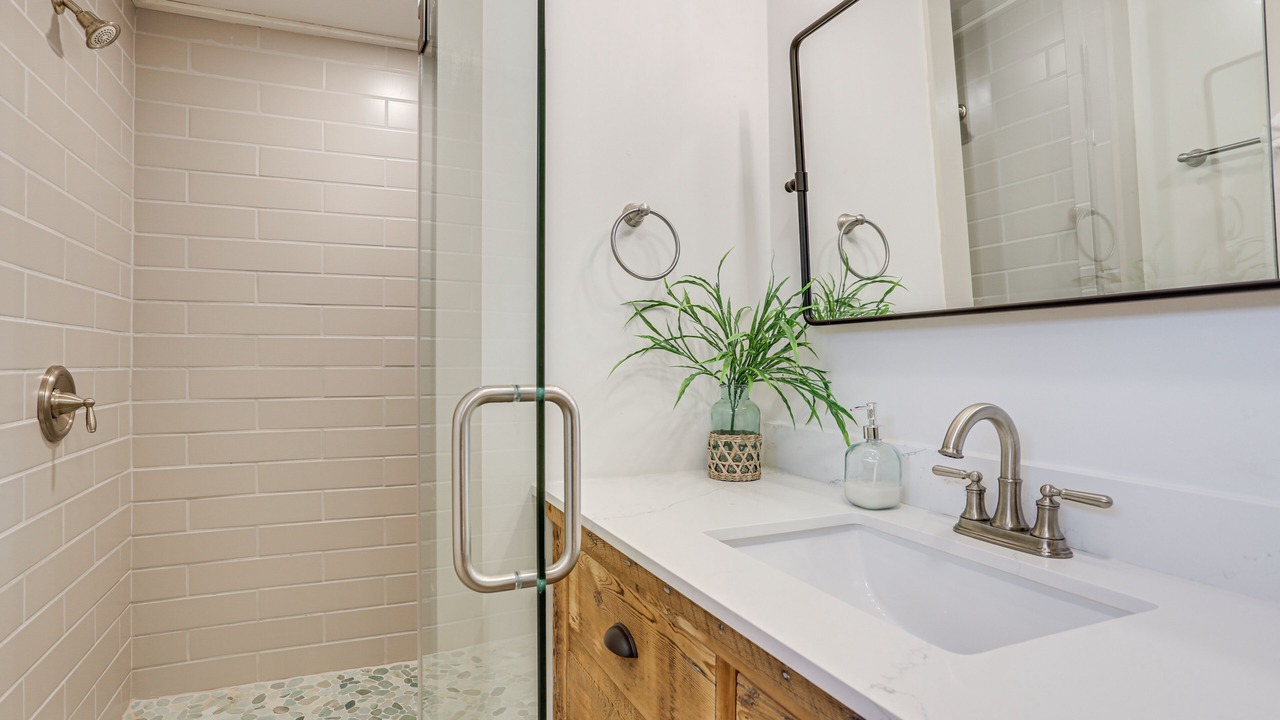 Photo of Bathroom in Greentown