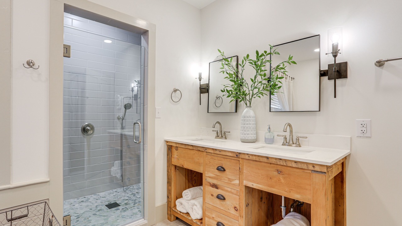 Photo of Bathroom in Greentown