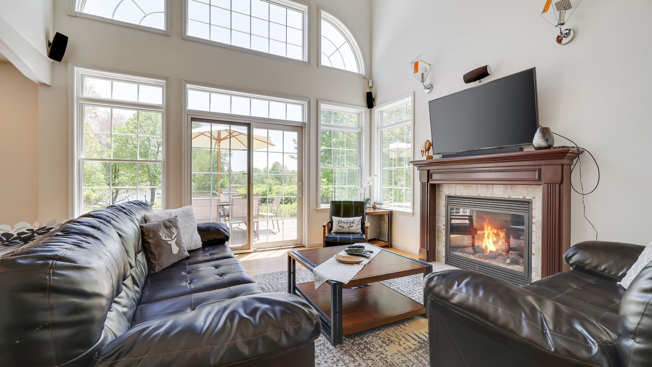 Photo of Livingroom in Long Pond