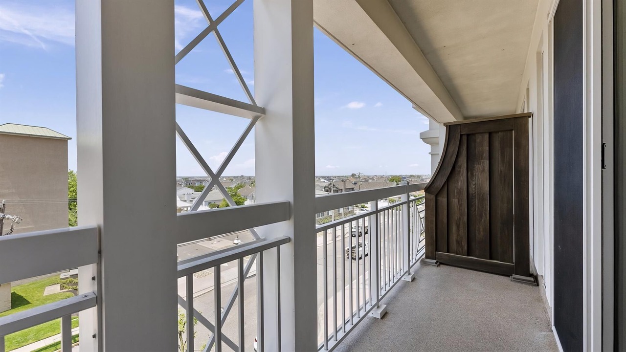 Photo of Patio Balcony in Diamond Beach