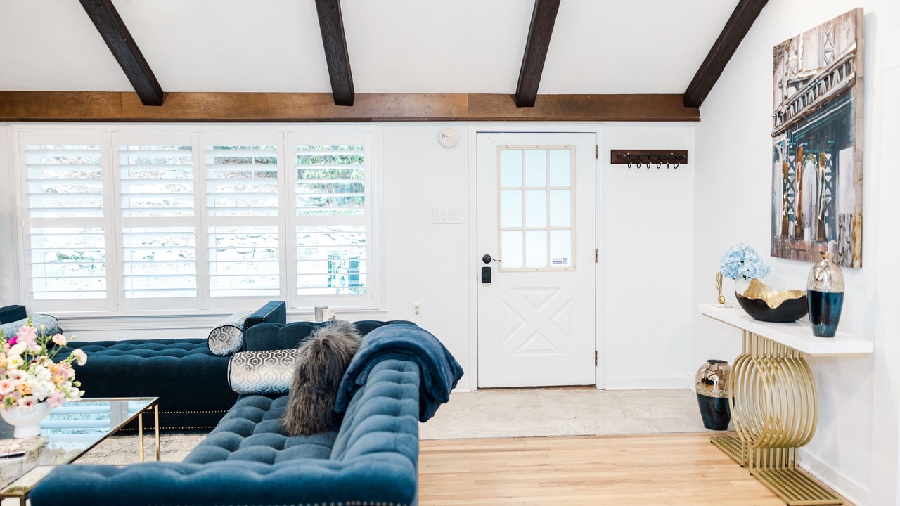 Photo of Livingroom in Forest Grove