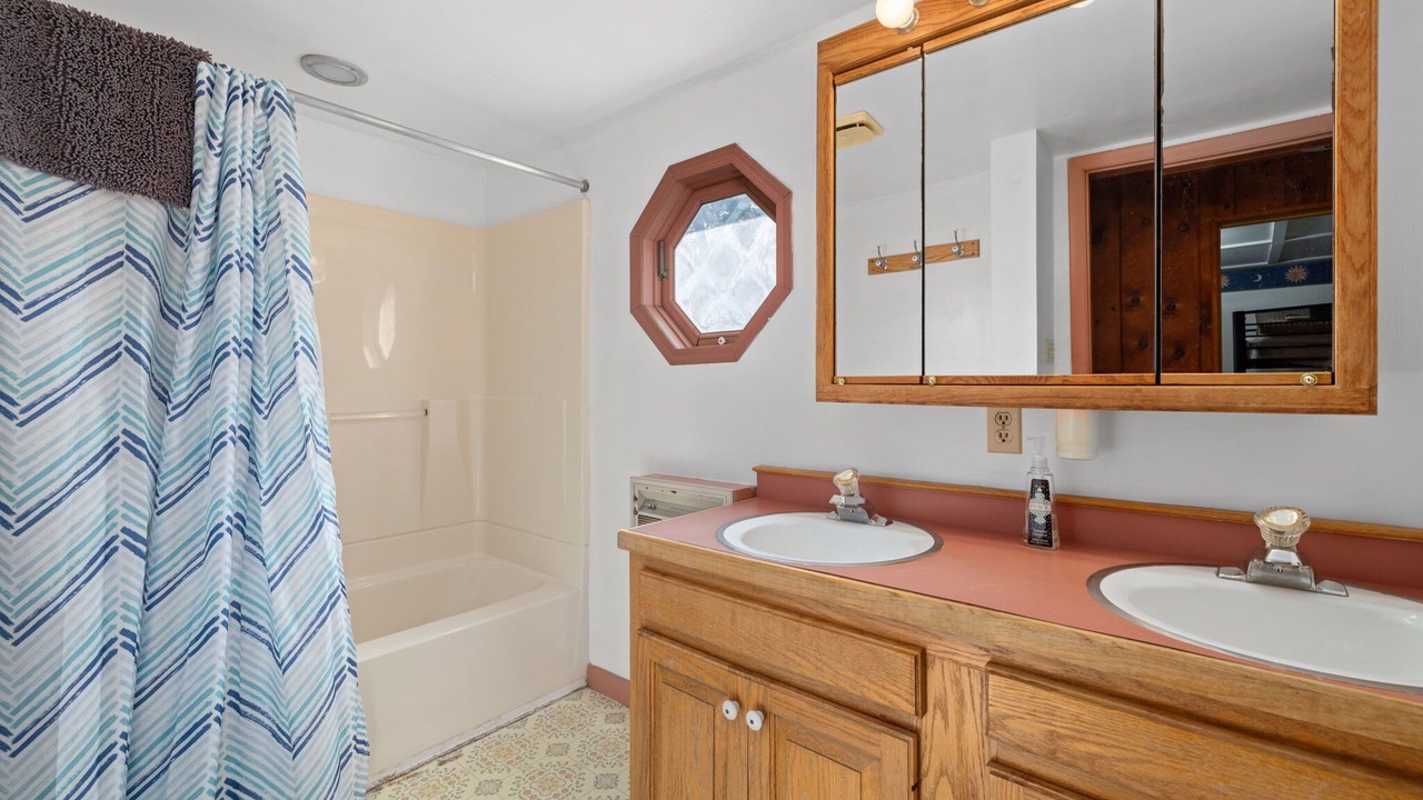 Photo of Bathroom in Mifflinburg