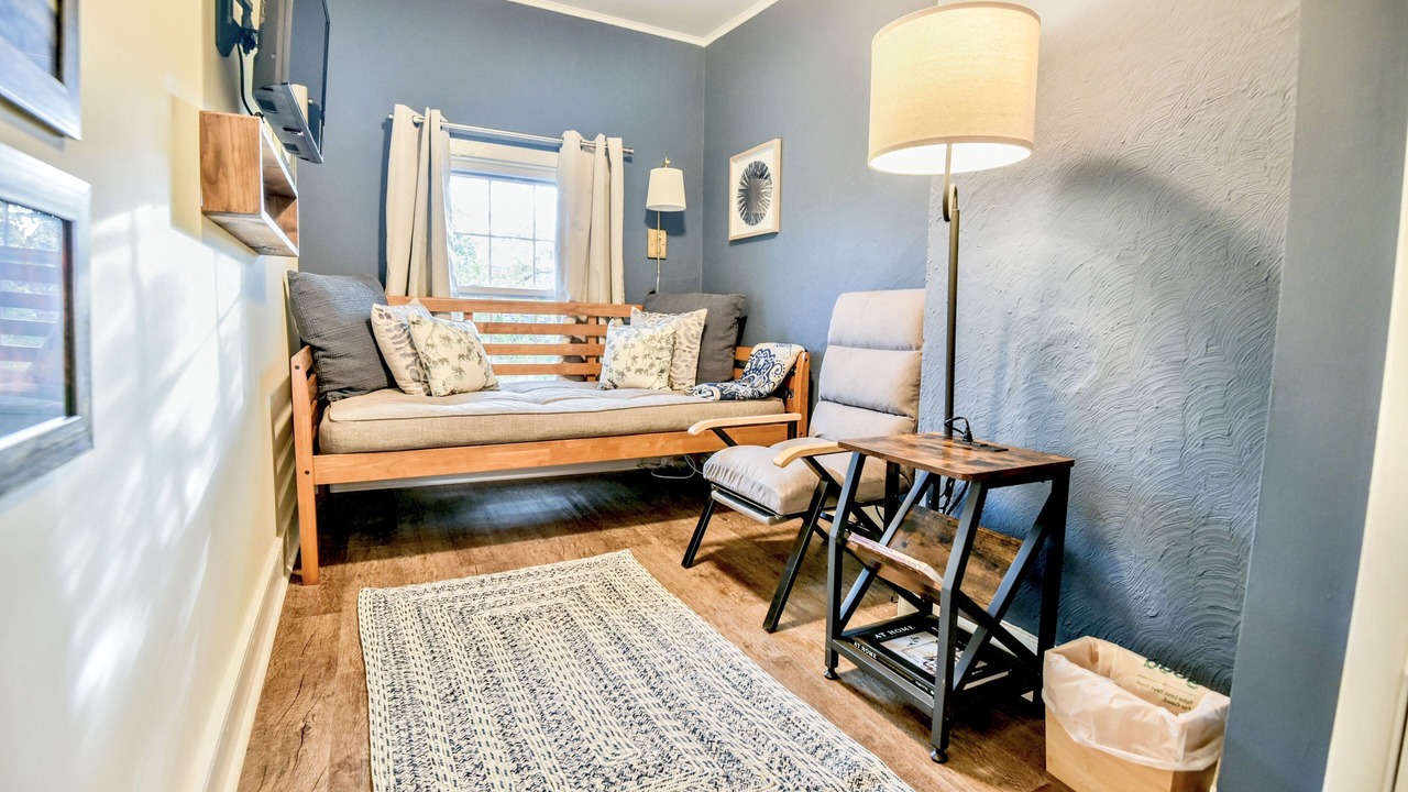 Photo of Livingroom in Lambertville