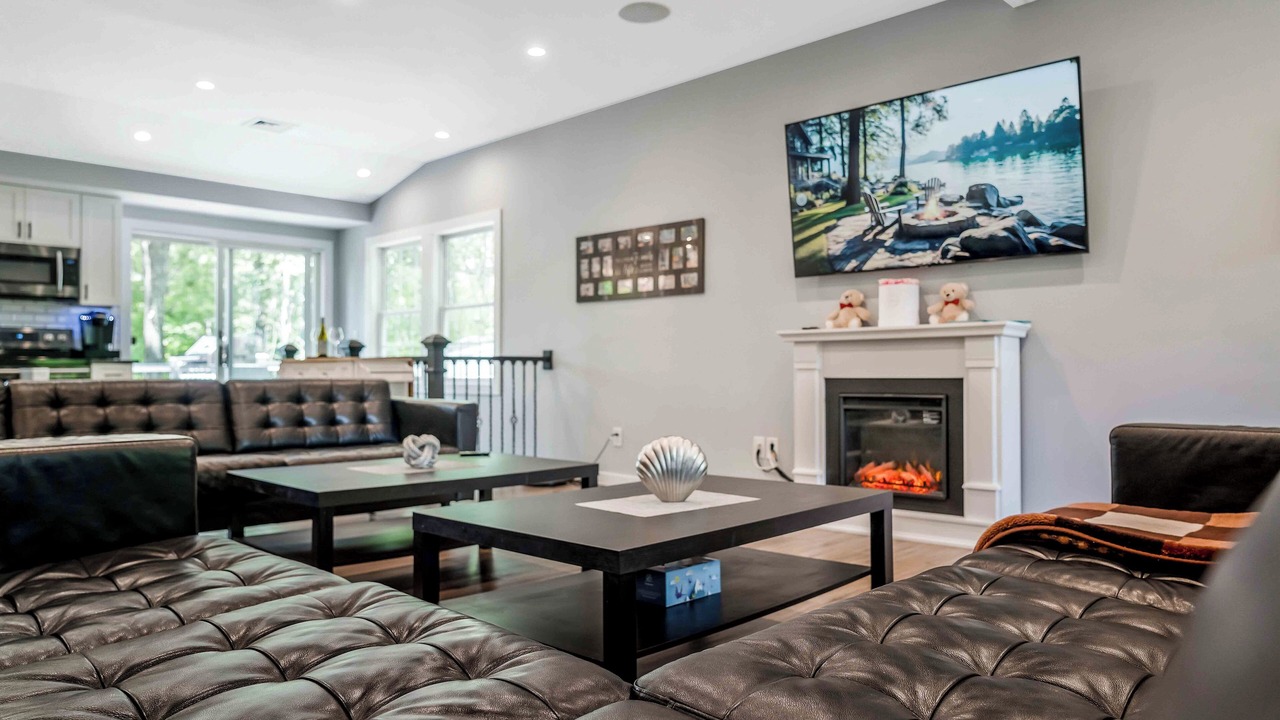 Photo of Livingroom in Wallenpaupauk Lake Estates