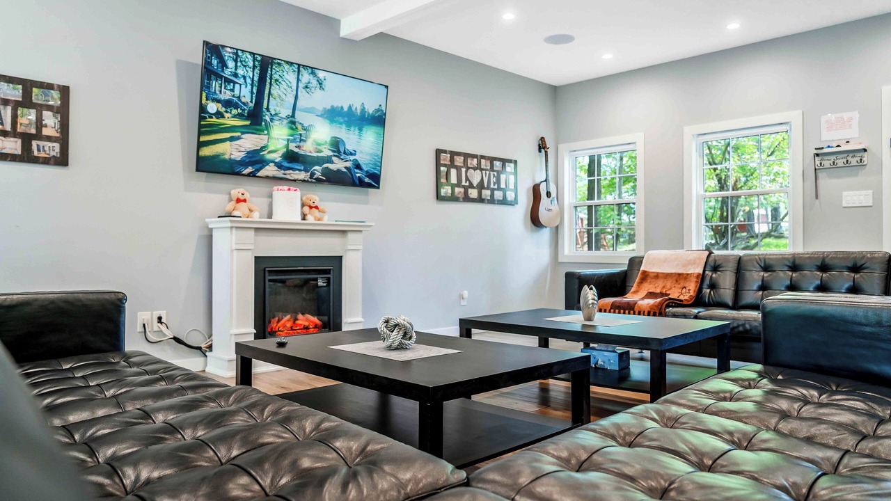 Photo of Livingroom in Wallenpaupauk Lake Estates