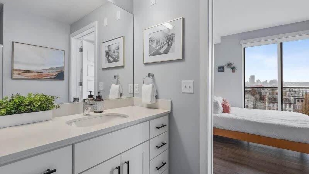 Photo of Bathroom in Lower Lawrenceville