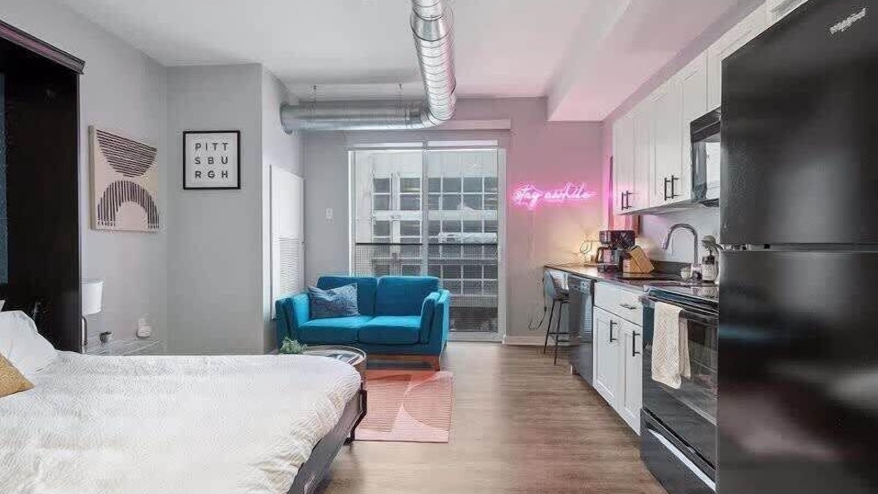 Photo of Bedroom in Lower Lawrenceville
