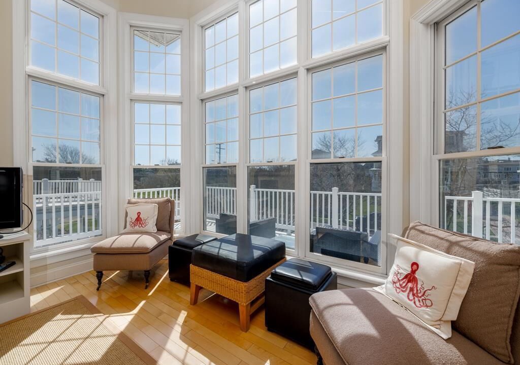 Photo of Livingroom in Admiral Estates