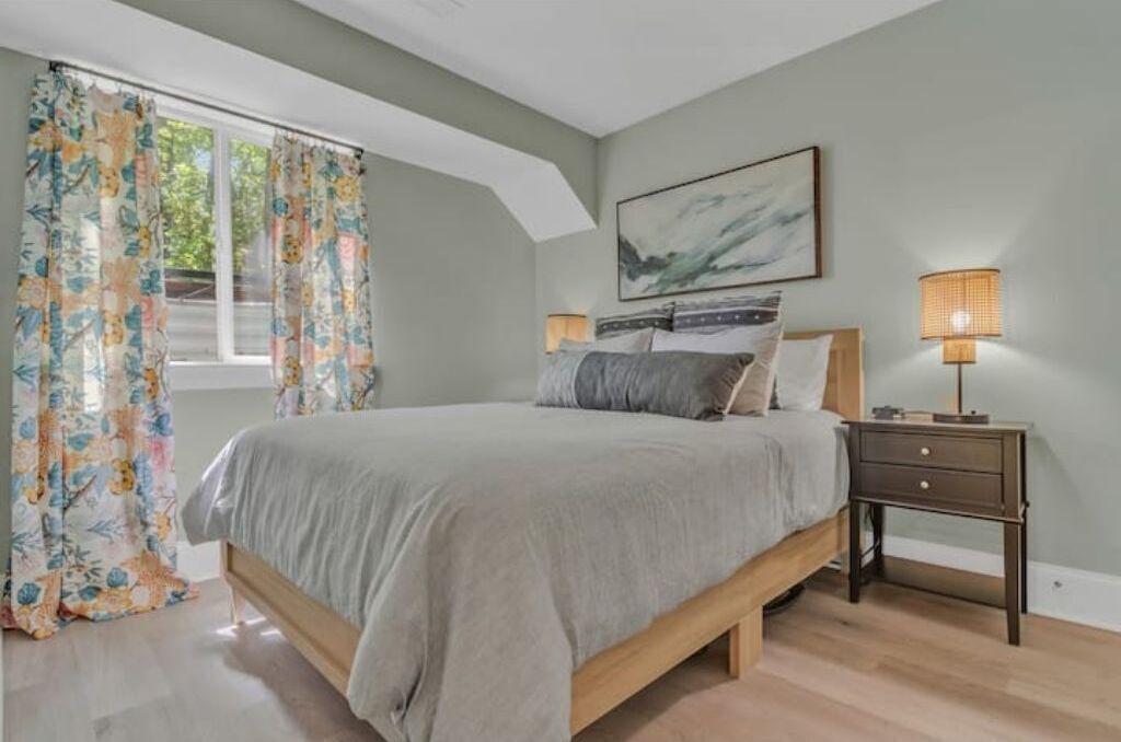 Photo of Bedroom in Irvington