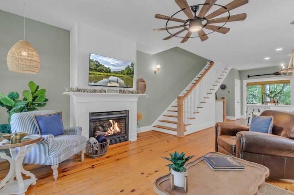 Photo of Livingroom in Irvington