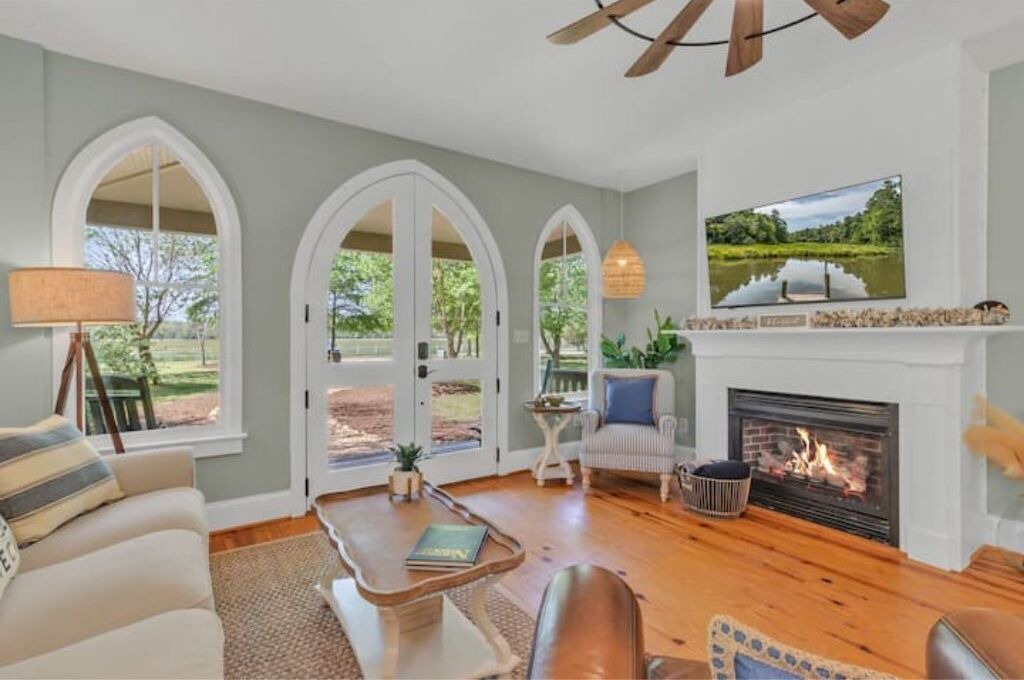 Photo of Livingroom in Irvington