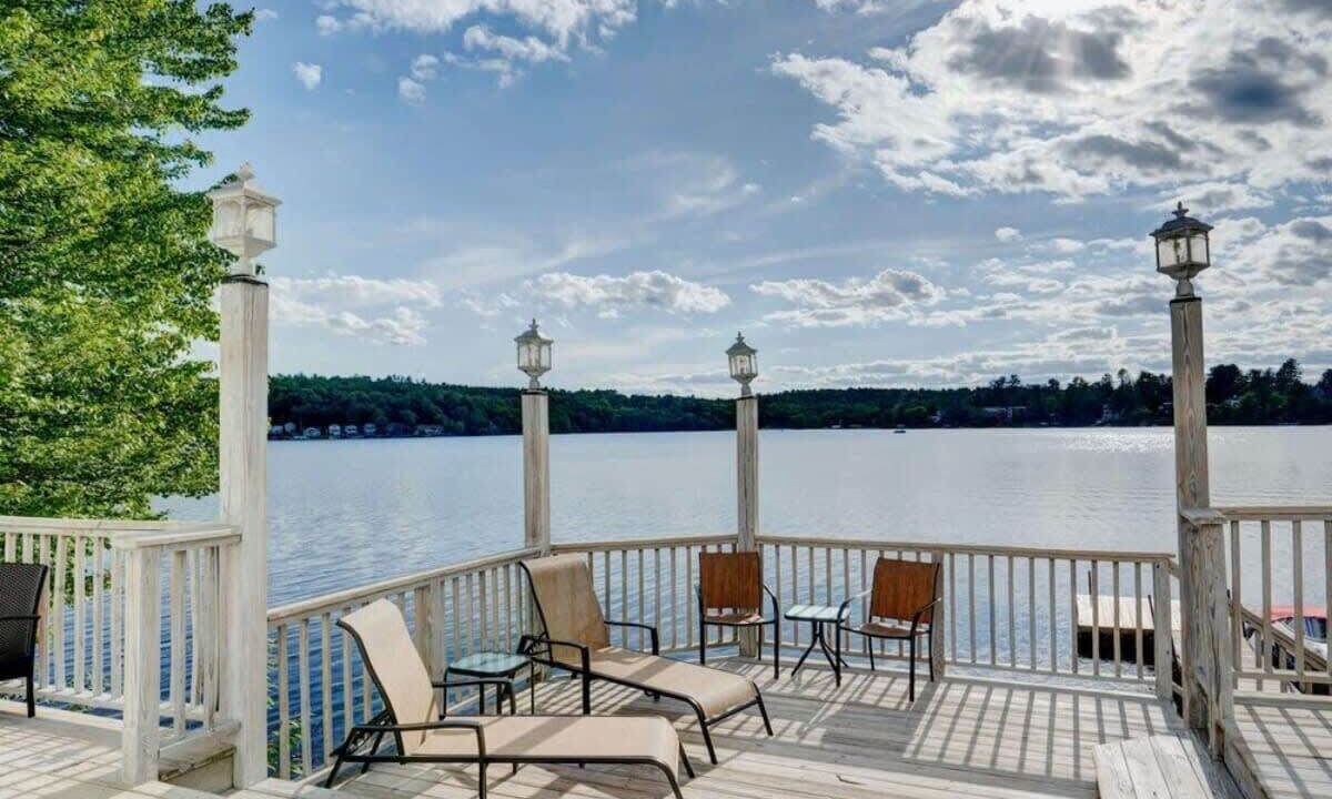 Photo of Patio Balcony in Kauneonga Lake