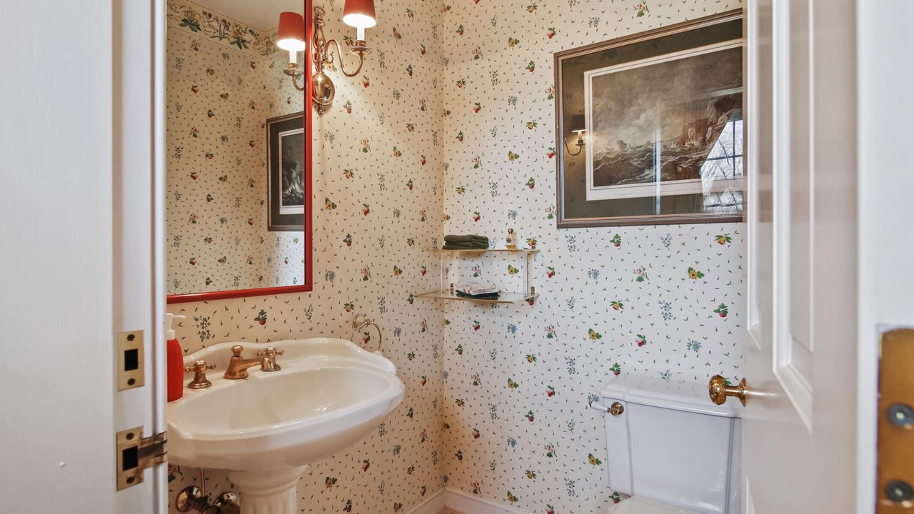 Photo of Bathroom in Unionville