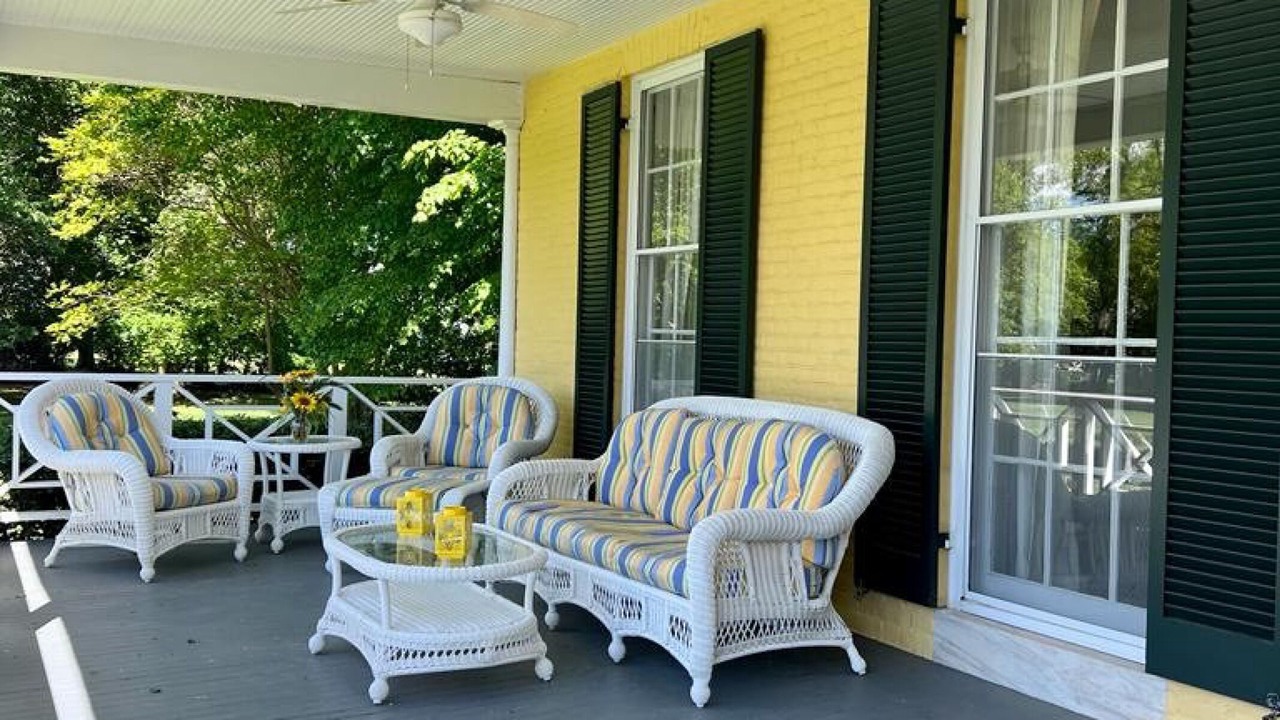 Photo of Outdoor in Unionville