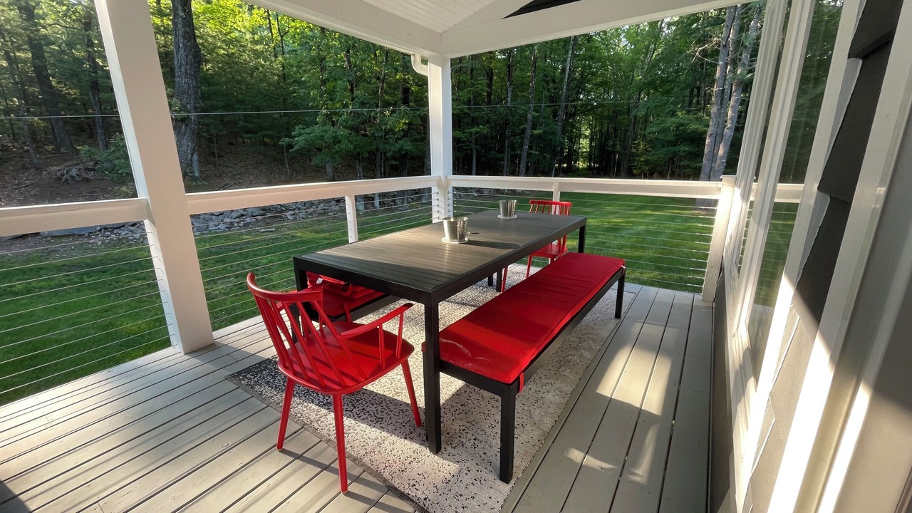 Photo of Outdoor in Town of Olive