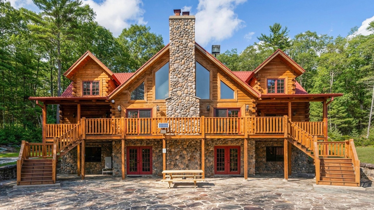 Photo of Outdoor in Highland Lake