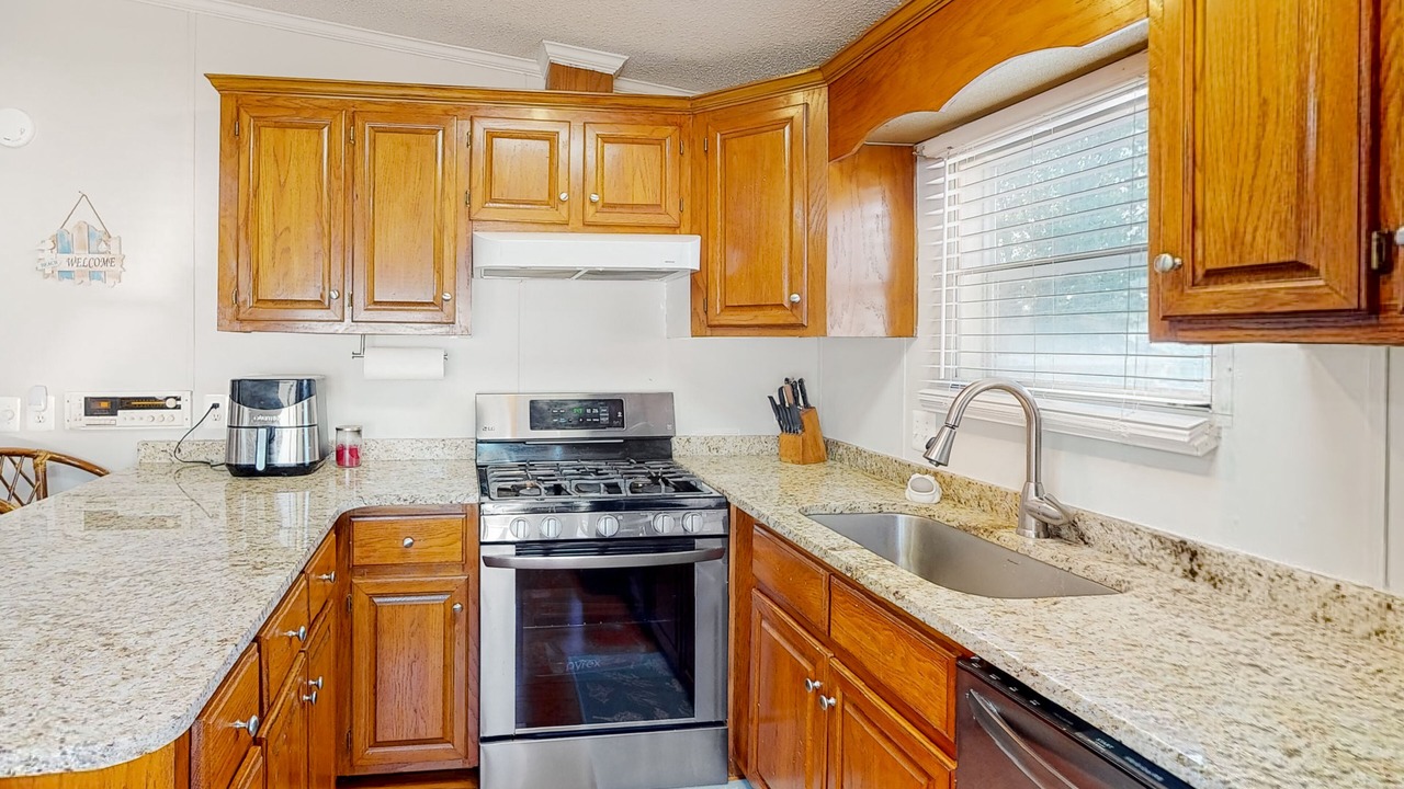 Photo of Kitchen in Assateague Pointe