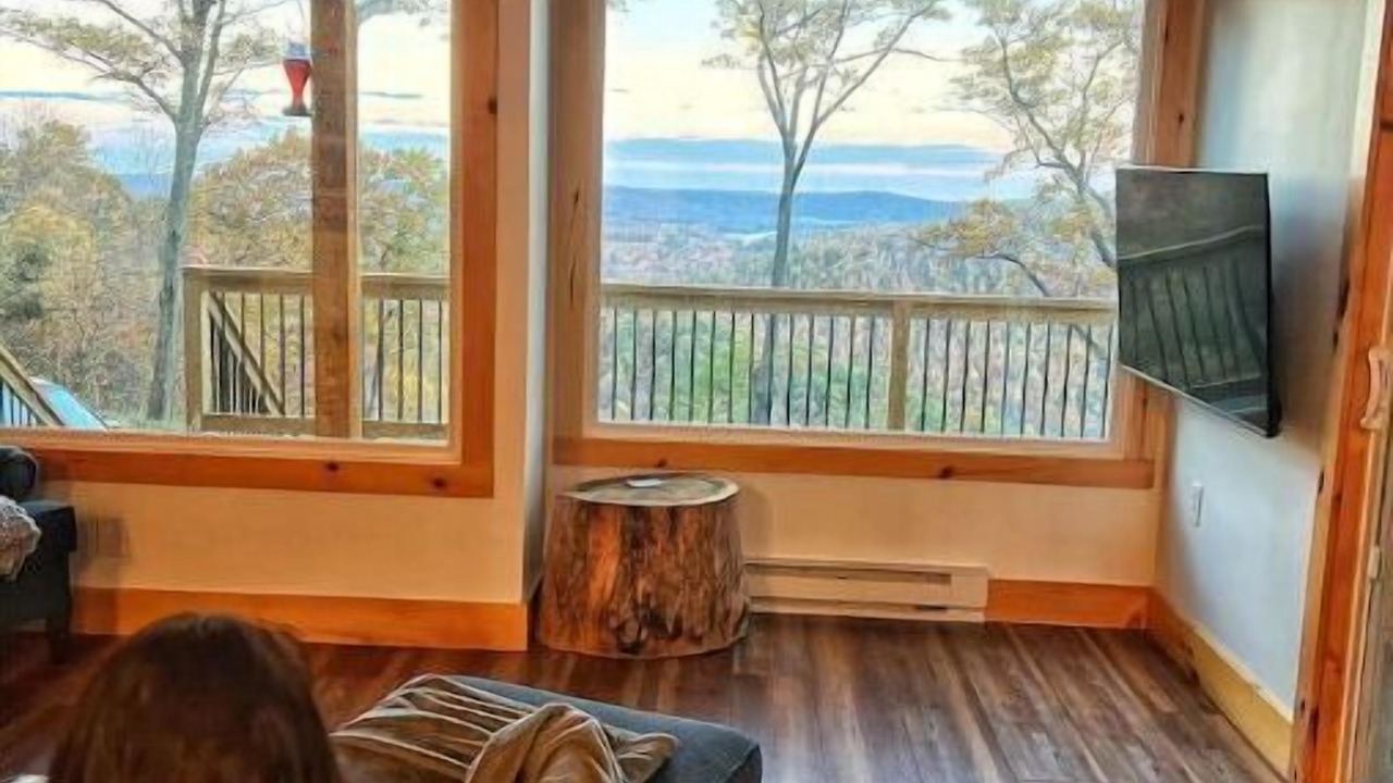 Photo of Livingroom in Claysburg