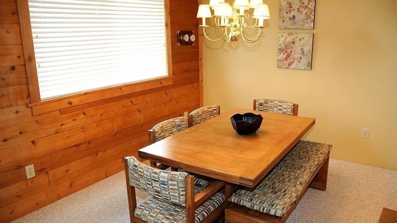 Photo of Bedroom in Seven Springs