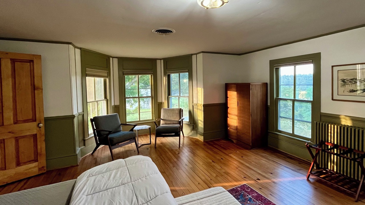 Photo of Bedroom in Farnham