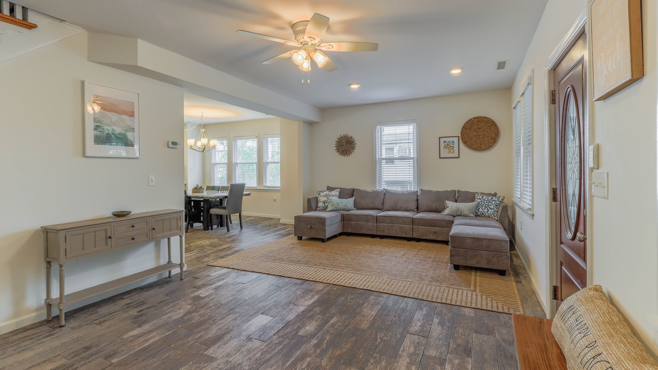 Photo of Livingroom in Ventnor City