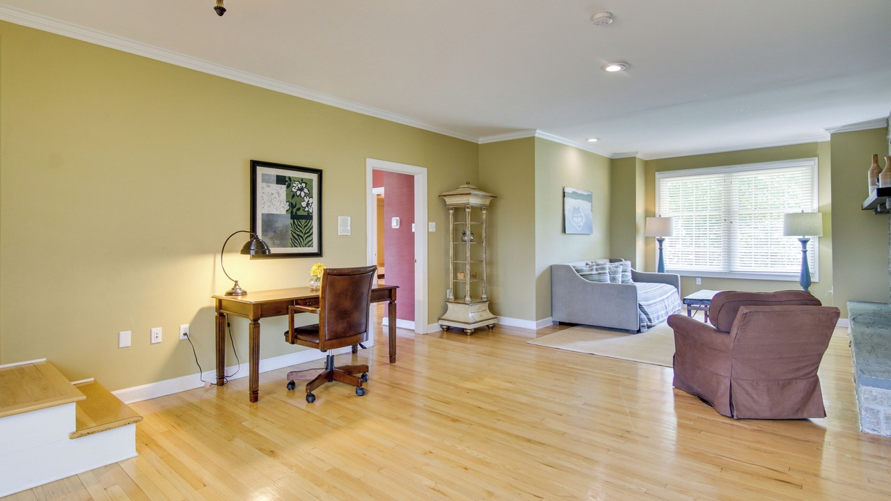 Photo of Livingroom in Cambridge
