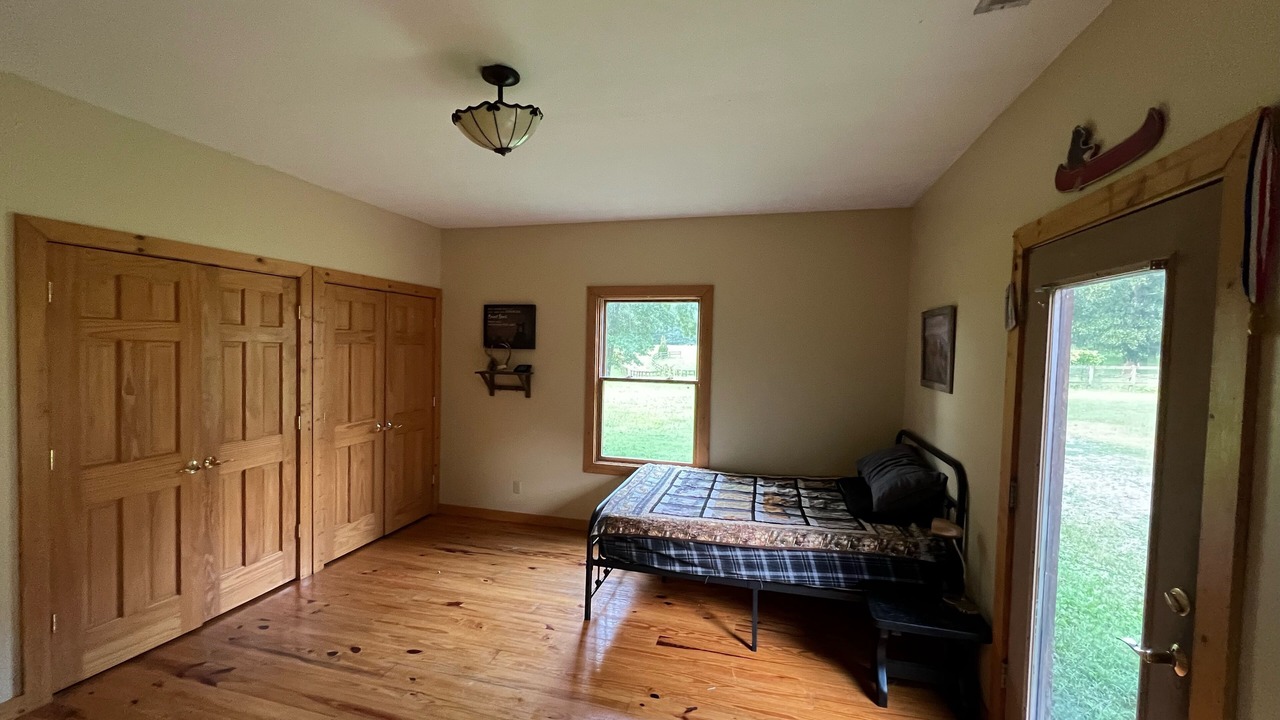 Photo of Bedroom in Shelbyville