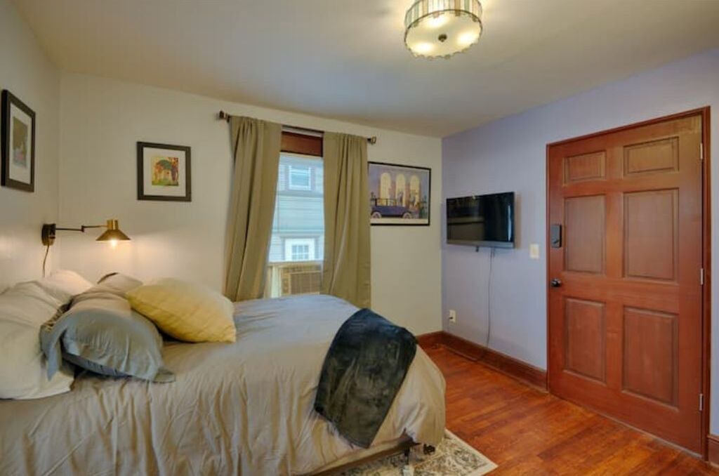 Photo of Bedroom in Johnson City