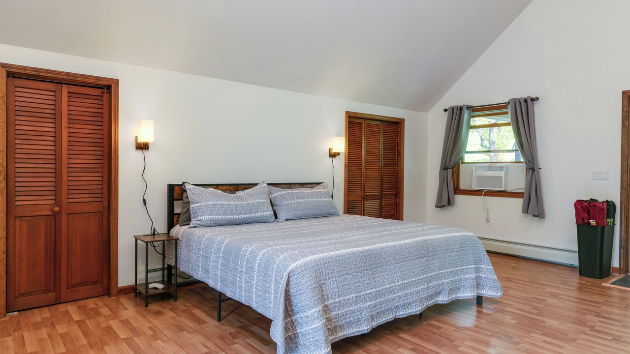 Photo of Bedroom in Corning