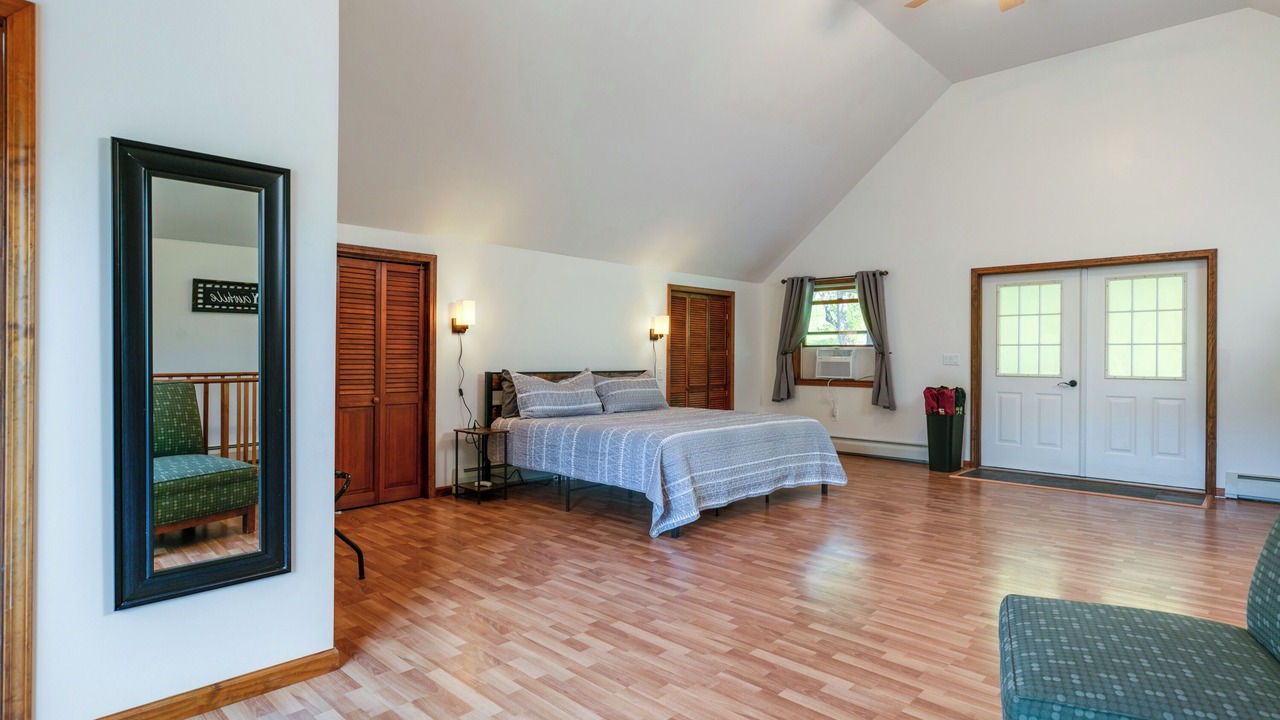Photo of Bedroom in Corning