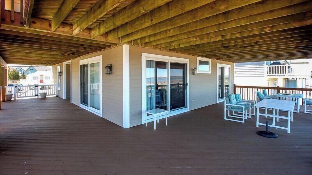 Photo of Patio Balcony in Cape May Court House