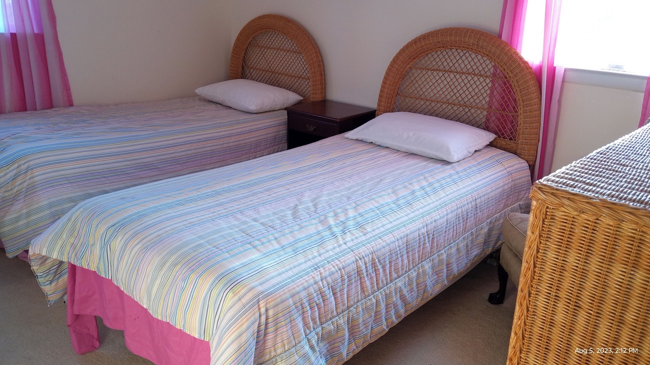 Photo of Bedroom in Mantoloking